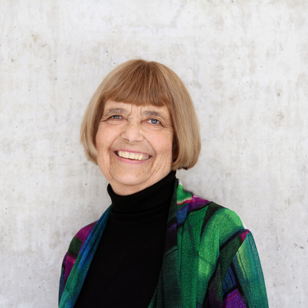 Dr. Anne Agur